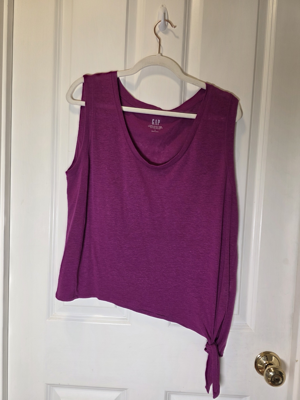 GAP Women's Sleeveless Side-Tie Tank Top - Magenta